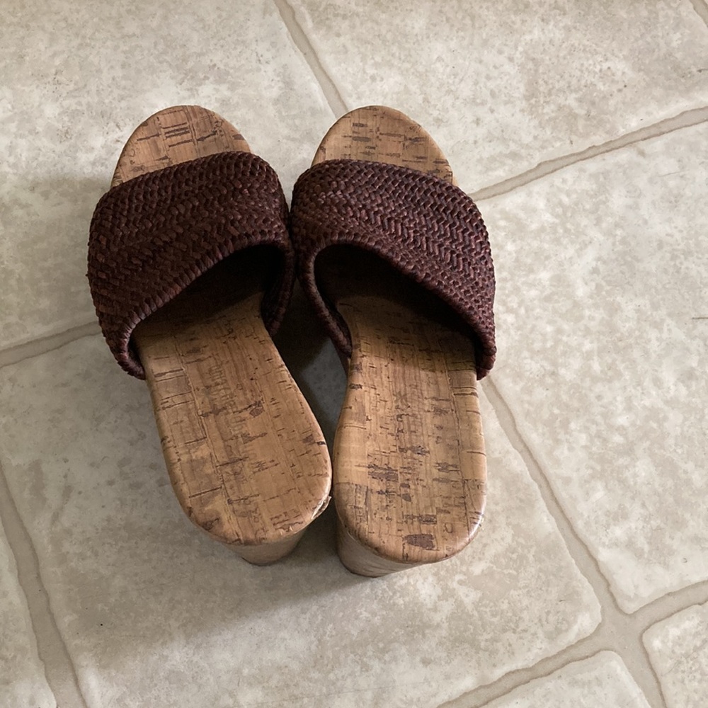 Wedges - Picture 5 of 7